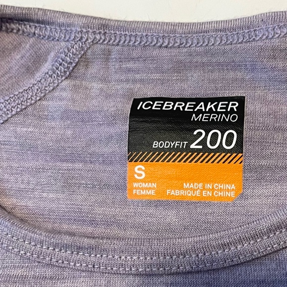 Icebreaker Merino Bodyfit 200 full sleeved shirt,  women’s small, light purple - Picture 2 of 6
